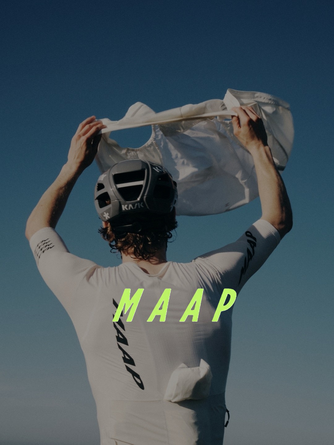 <center>KONEČNE NA SLOVENSKU!</center>