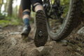 SHIMANO Tretry SHAM903 čierne