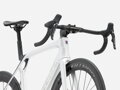Madone SL 6 Gen 8 - Gloss Crystal White/Matte Deep Smoke