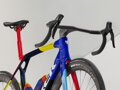 Madone SLR 7 Gen 8 - Team Replica