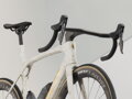Madone SLR 7 AXS Gen 8 - Era White/Supernova Marble