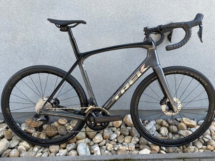 Bicykel Trek Domane SLR P1 čierny