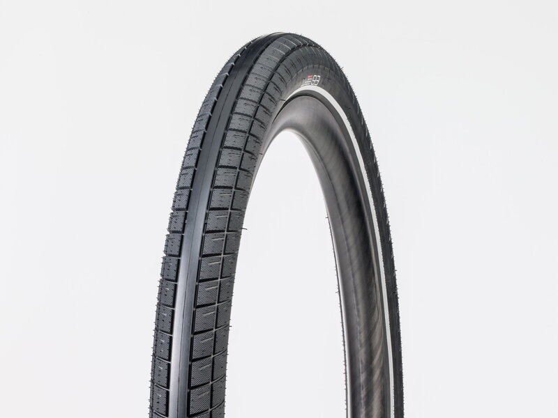 Bontrager E6 Hard-Case Lite E-Bike Tire - Čierna/reflexná