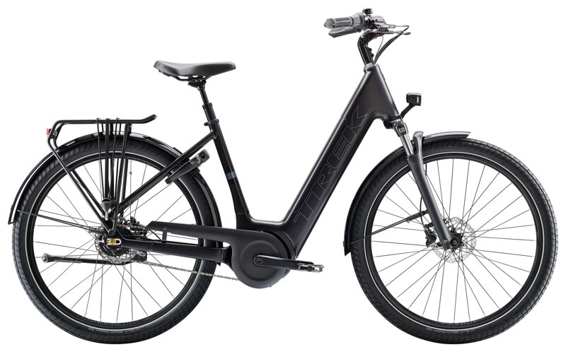 District+ 4 Coaster Lowstep - Trek Black Satin District+ 4 Coaster Lowstep - Trek Black Satin