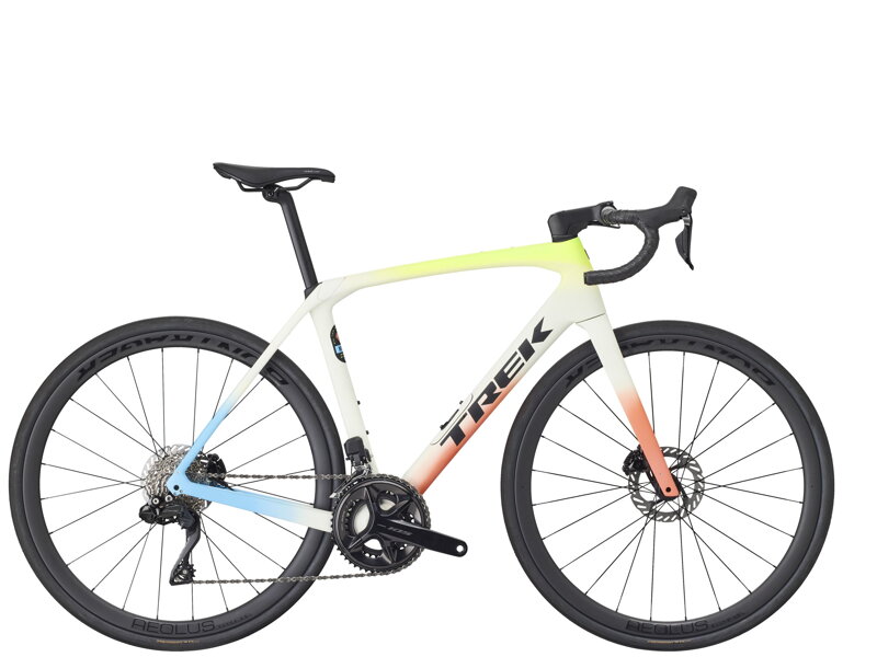 Domane SL 6 Gen 4 - Era White/Glowstick/Coral Fade