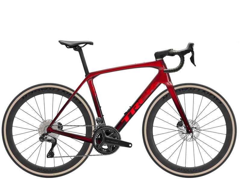 Domane SLR 7 Gen 4 - Metallic Red Smoke to Red Carbon Smoke Domane SLR 7 Gen 4 - Metallic Red Smoke to Red Carbon Smoke