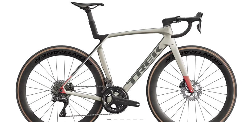 Bicykel Trek Madone SL 7 Gen 8 2025 strieborný